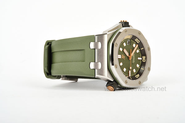 Audemars Piguet ROYAL OAK Offshore Diver COMPLETE SET SEPTEMBER 2023