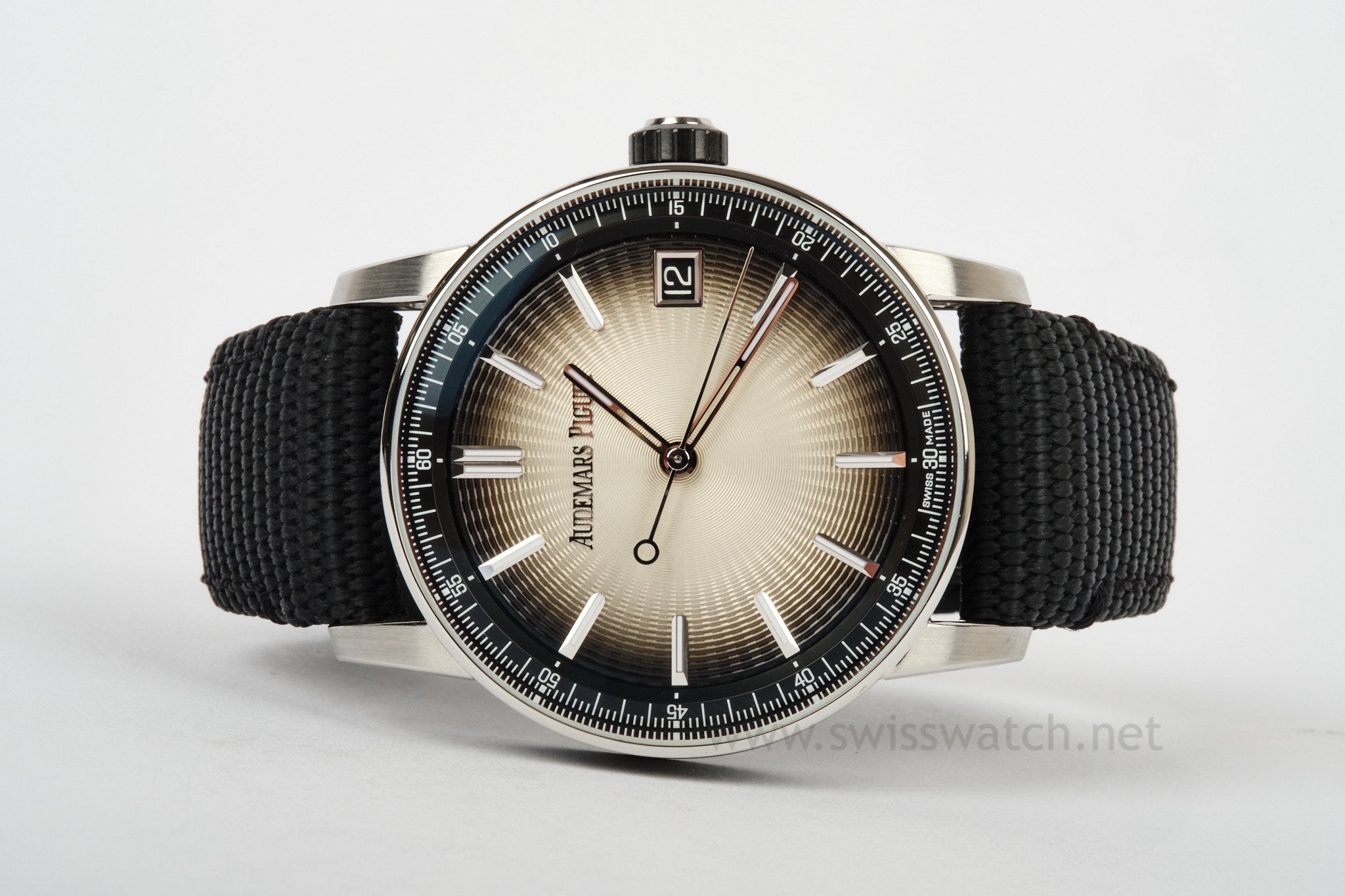 Audemars Piguet CODE 11.59 15210QT Gilloché Beige Dial Complete Set January 2024