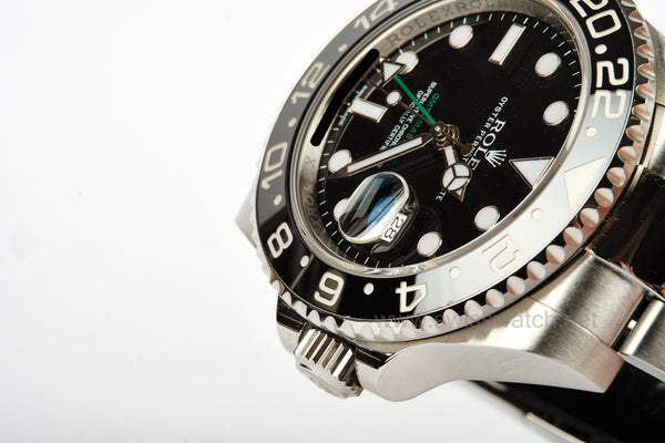 ROLEX GMT MASTER II 116710LN WITH CARD AUGUST 2012