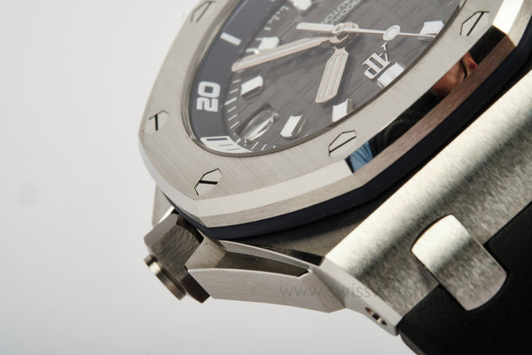 Audemars Piguet ROYAL OAK Offshore Diver COMPLETE SET DECEMBER 2022