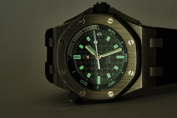 Audemars Piguet ROYAL OAK Offshore Diver COMPLETE SET DECEMBER 2022