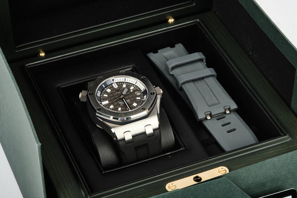 Audemars Piguet ROYAL OAK Offshore Diver COMPLETE SET DECEMBER 2022