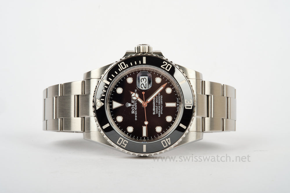 ROLEX Submariner Date 126610LN COMPLETE SET MAY 2024