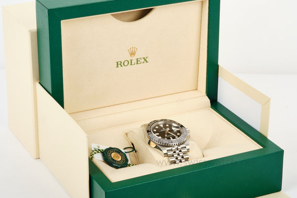 ROLEX GMT MASTER II 126710GRNR COMPLETE SET UNWORN JUNE 2024