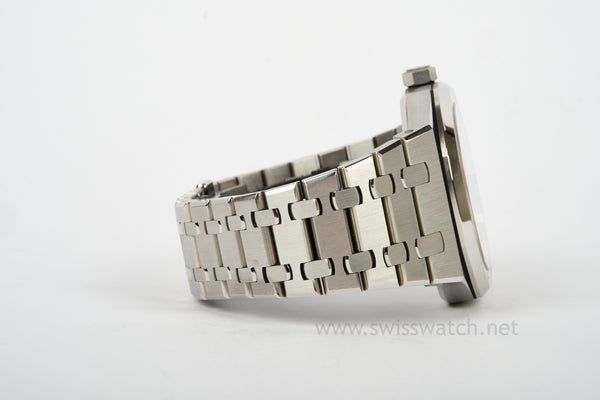 Audemars Piguet 15400ST ROYAL OAK COMPLETE SET 2018