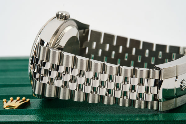 Rolex Datejust 36 Black Dial 126234 COMPLETE SET SEPT 2025