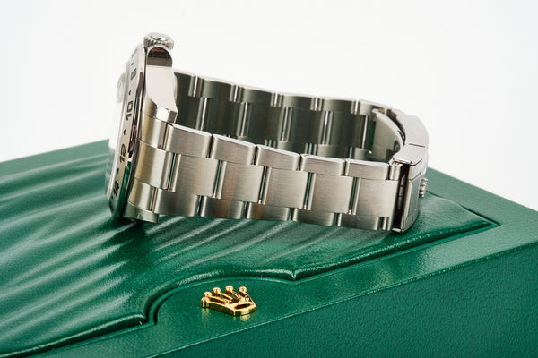 ROLEX Explorer II 216570 BLACK DIAL | COMPLETE SET NOV 2012