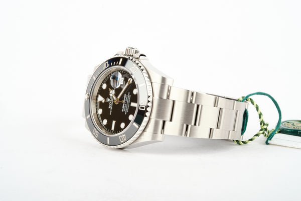 ROLEX Submariner Date 126610LN COMPLETE NEVER WORN