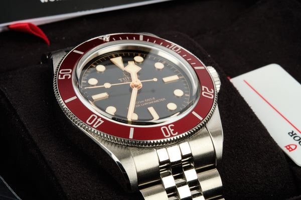 TUDOR 7941A1A0RU Black Bay RED COMPLETE SET OCT 2023