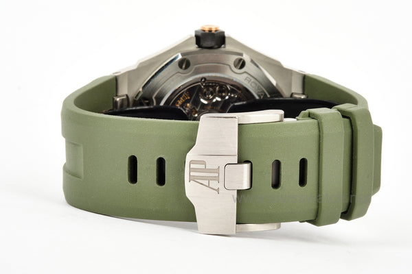 Audemars Piguet ROYAL OAK Offshore Diver COMPLETE SET SEPTEMBER 2023