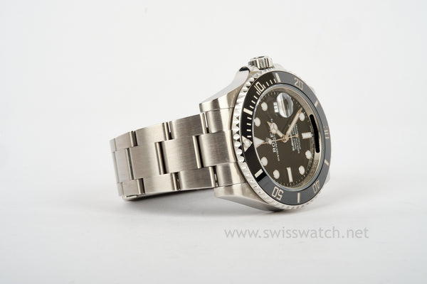 ROLEX Submariner Date 126610LN COMPLETE SET MARCH 2022