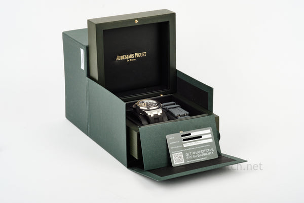 Audemars Piguet ROYAL OAK Offshore Diver COMPLETE SET DECEMBER 2022