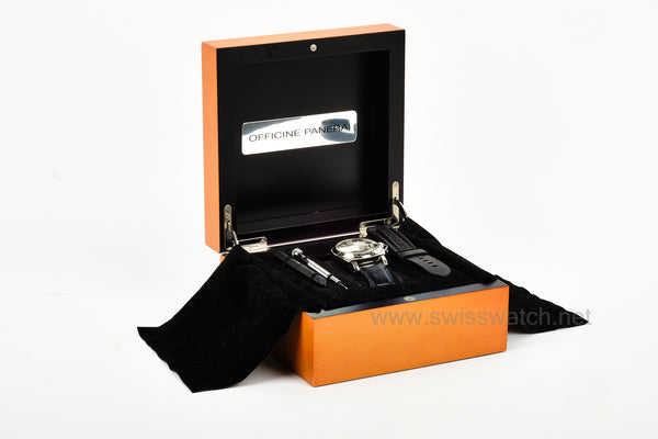 Panerai Luminor Marina Automatic PAM 00104 COMPLETE SET AUGUST 2011