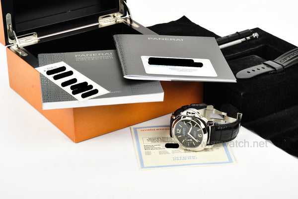 Panerai Luminor Marina Automatic PAM 00104 COMPLETE SET AUGUST 2011