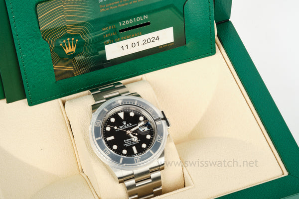 ROLEX Submariner Date 126610LN COMPLETE SET NOVEMBER 2024