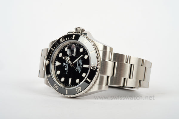 ROLEX Submariner Date 126610LN COMPLETE SET MAY 2024