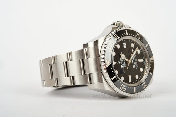 ROLEX DEEPSEA Sea-Dweller 136660 COMPLETE SET JULY 2024
