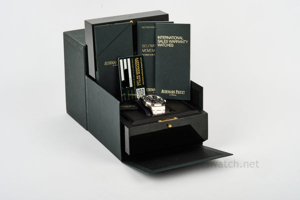 Audemars Piguet 15400ST ROYAL OAK COMPLETE SET May 2018