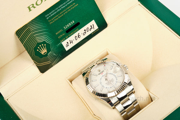 Rolex Sky-Dweller 326934 COMPLETE SET JUNE 2021 Oyster