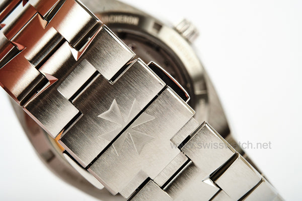 Vacheron Constantin Overseas Approx 2020 Box - No Card 4500V/110A-B483