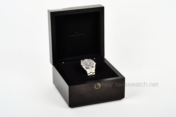 Vacheron Constantin Overseas Approx 2020 Box - No Card 4500V/110A-B483