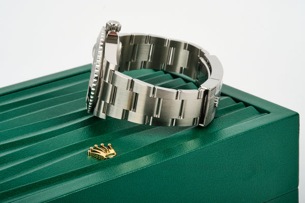 ROLEX Submariner Date 126610LN COMPLETE SET SEPT 2025